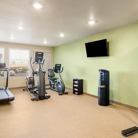 Woodspring Suites Thornton-North Denver Dış mekan fotoğraf