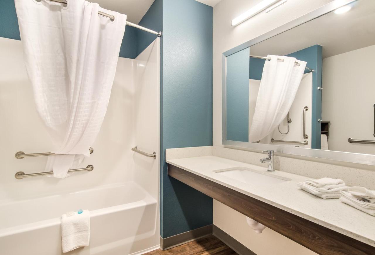 Woodspring Suites Thornton-North Denver Dış mekan fotoğraf
