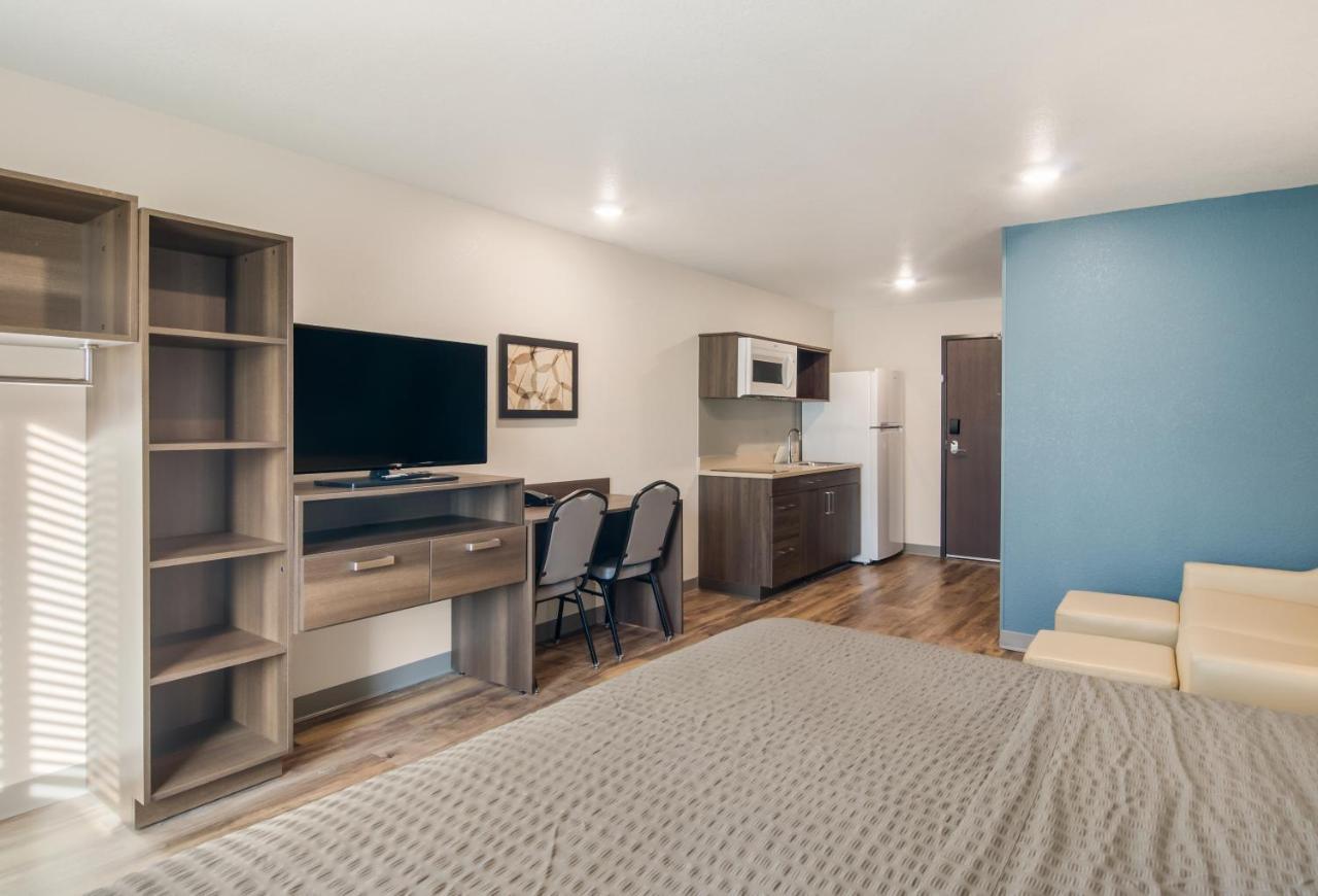 Woodspring Suites Thornton-North Denver Dış mekan fotoğraf