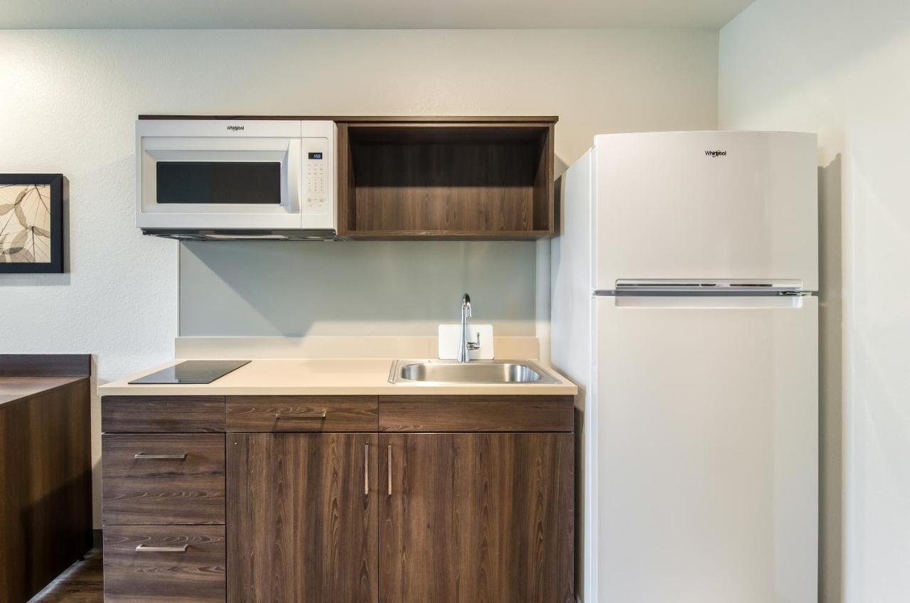 Woodspring Suites Thornton-North Denver Dış mekan fotoğraf